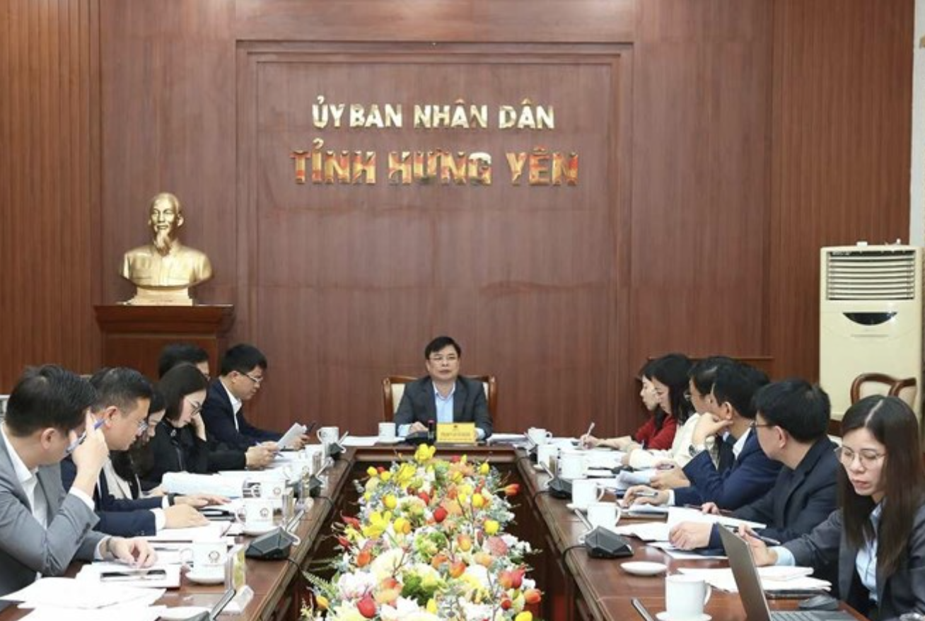 Hưng Yên đặt mục tiêu bao phủ y tế 99%, xây dựng hệ thống chăm sóc sức khỏe hiện đại